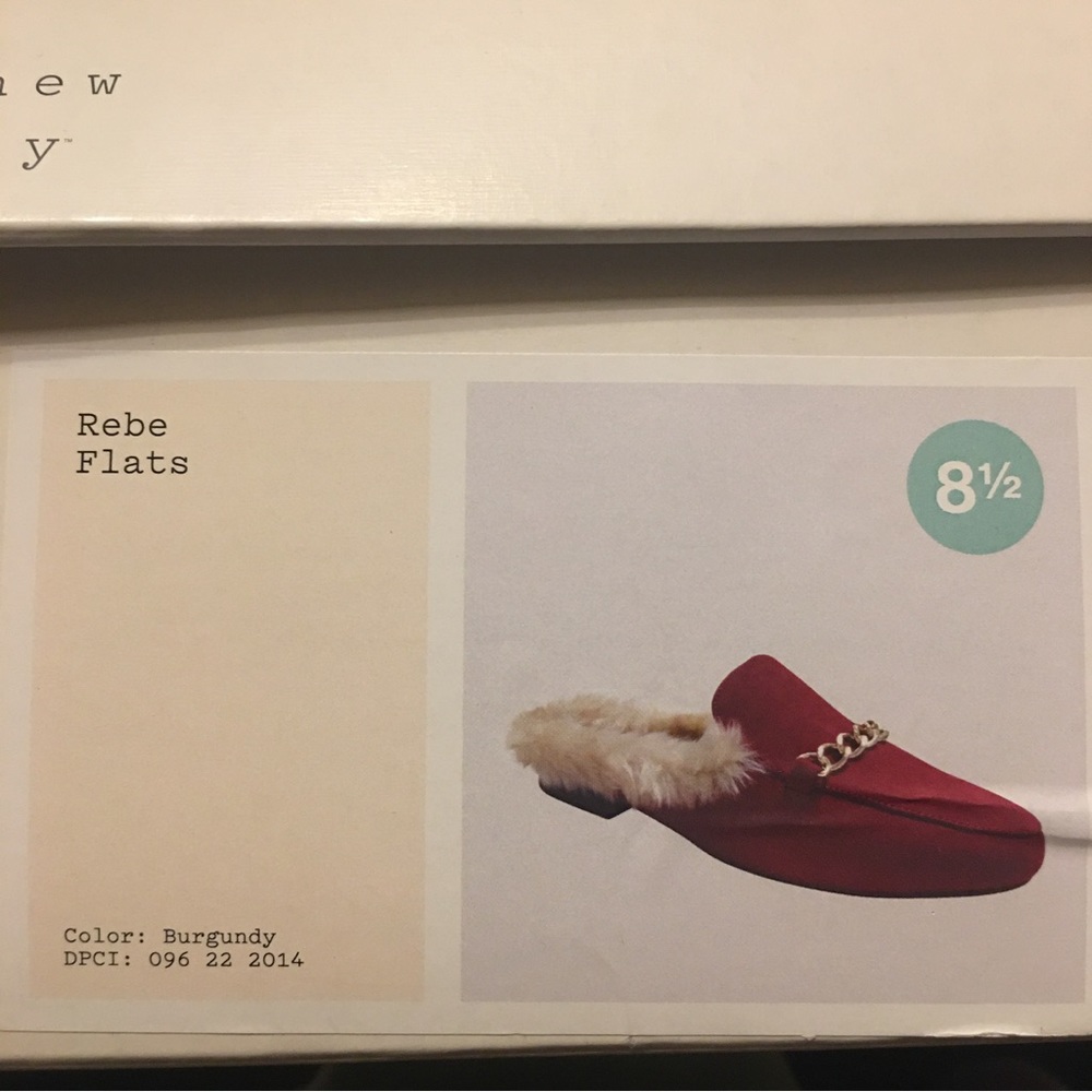 a new day Size 8.5 Women’s Rene Burgundy Flats Slide On Faux Suede & Fur Lining - Picture 11 of 11
